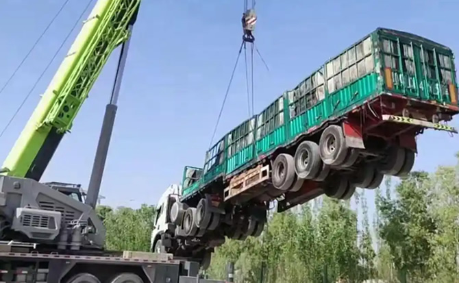 观山湖区道路脱困救援案例